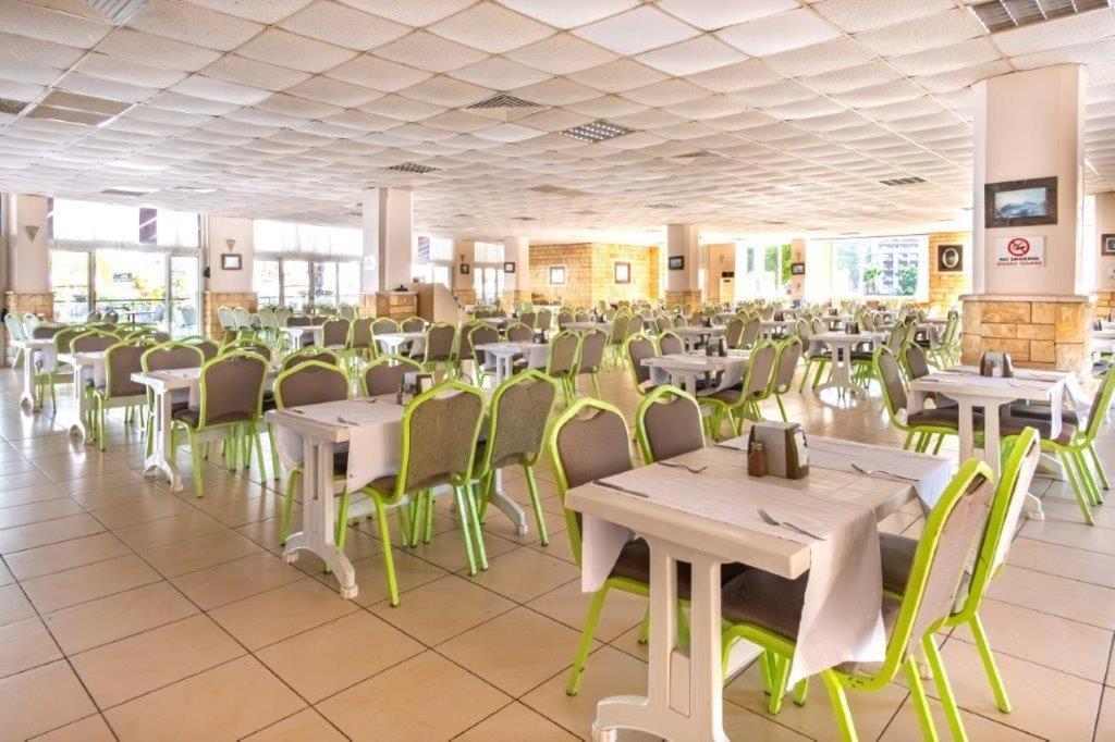 Club Pineta Hotel Μαρμαρίς Εξωτερικό φωτογραφία