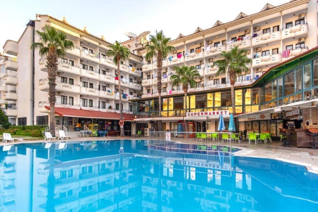Club Pineta Hotel Μαρμαρίς Εξωτερικό φωτογραφία
